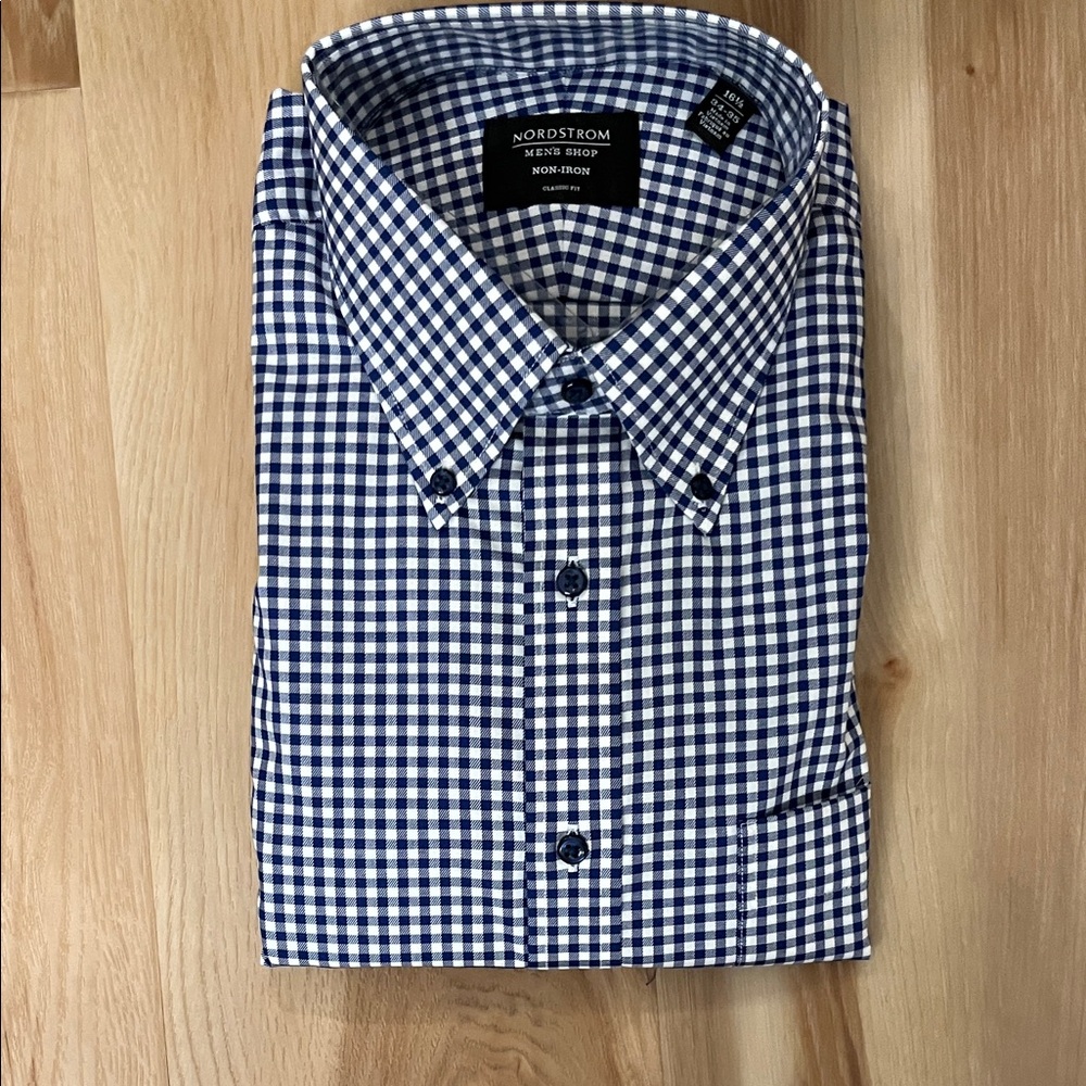 Nordstrom Men's Navy and White Gingham Shirt